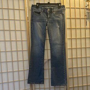 Y2K alert! American Eagle Outfitters jeans, slim boot, size 6 Women's regular